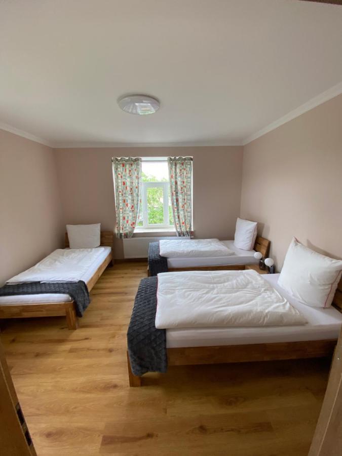 2 Raum Apartment Mit Terrasse, Hell Und Stilvoll Borna Luaran gambar
